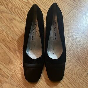 Black Satin and Velvet High Heels Nina Brand Size 6 1/2 NEW NEVER WORN